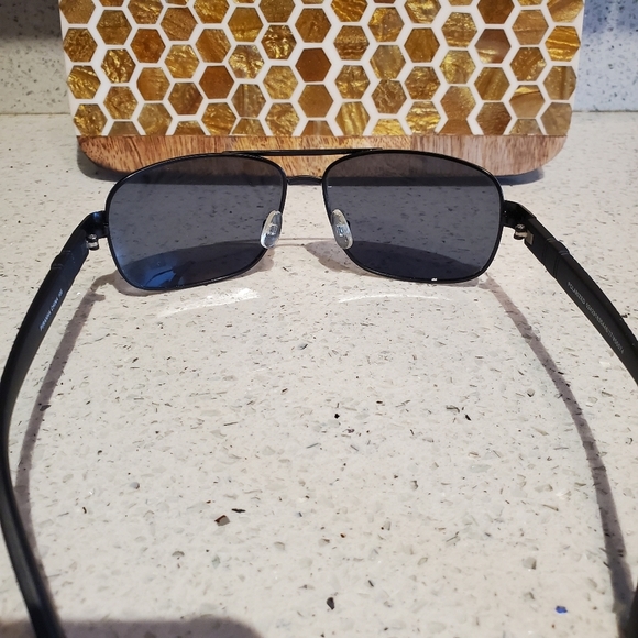 PiRanha Black Polarized Sunglasses Unisex Everyday Men Women Beach Swim Pool - Picture 5 of 10